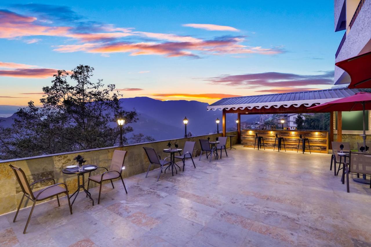 Mount Himalayan Hotel Gangtok Esterno foto
